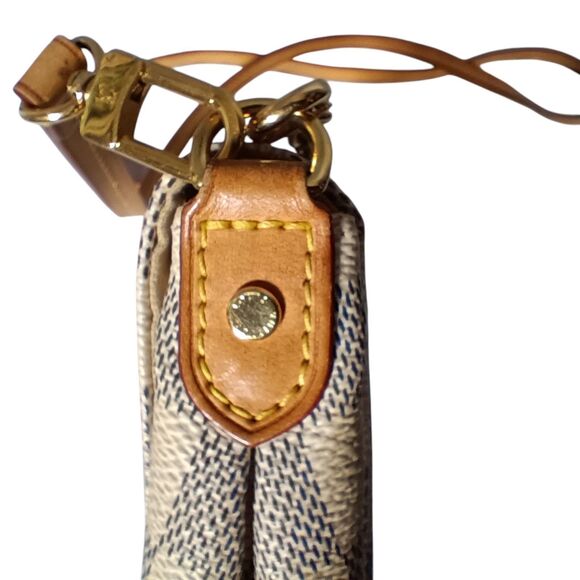 LOUIS VUITTON Favorite MM Damier Azur Crossbody Bag White - Picture 9 of 16